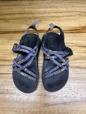 Chacos little kids size 12